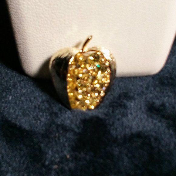 unmarked Jewelry - *GIFT* Vintage Gold Tone & Rhinestones Apple Shaped Brooch